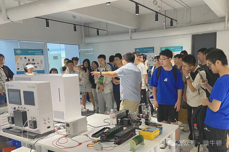 Apprendre par la pratique, créer des rêves avec dévouement — Accueil chaleureux des étudiants de la promotion 2021 en stockage d'énergie de l'Université du Shandong pour un stage professionnel