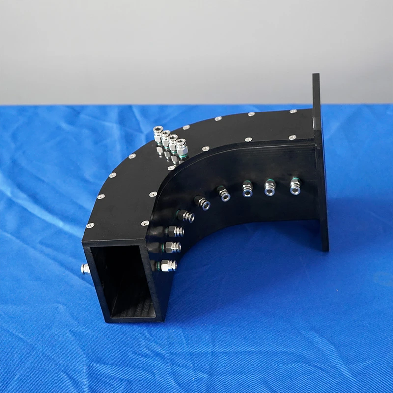 Module exp&eacute;rimental de d&eacute;bit de tuyaux coud&eacute;s carr&eacute;s F105