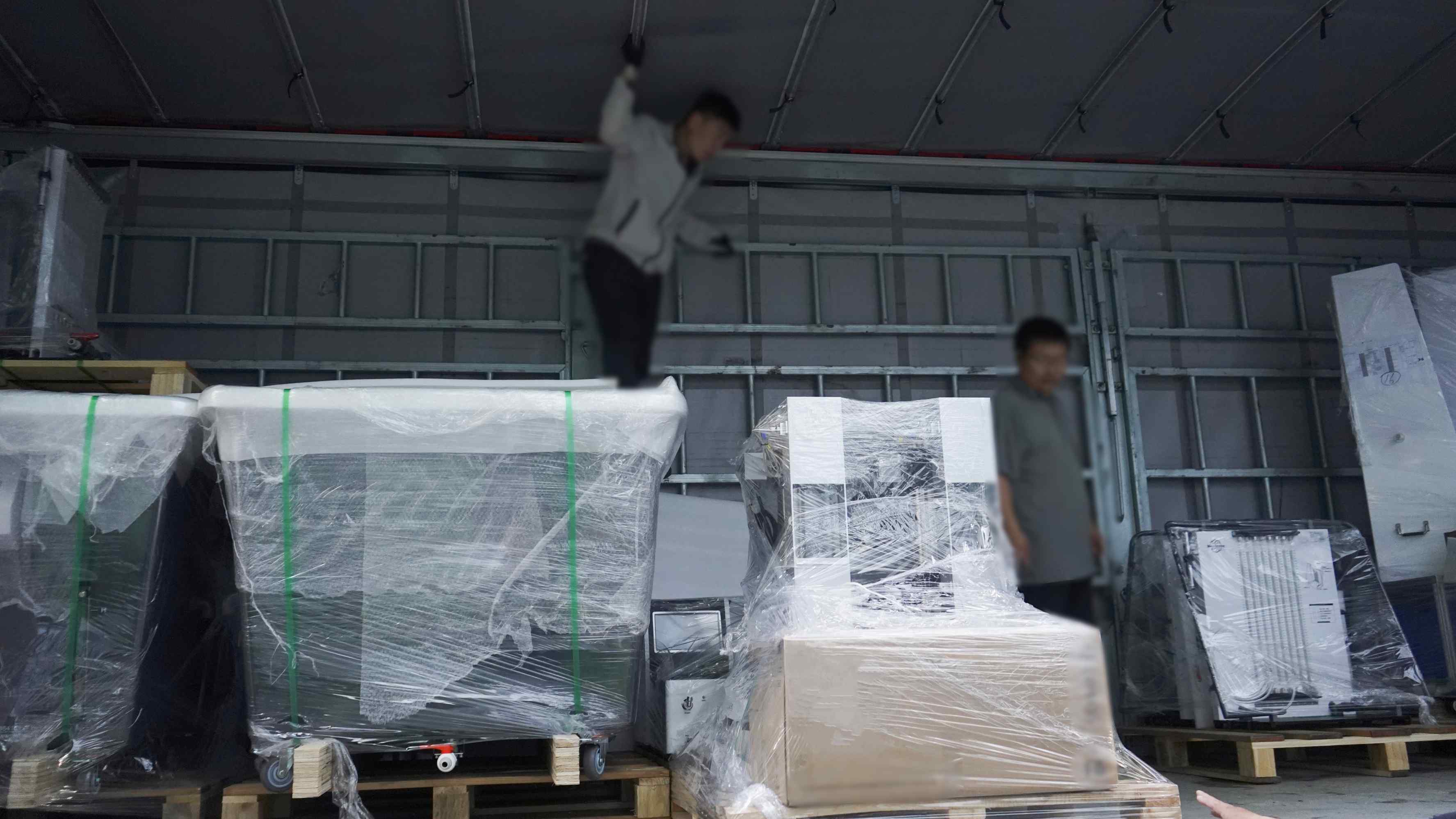 Équipement de laboratoire de mécanique des fluides et de transfert de chaleur livré à une université du Xinjiang