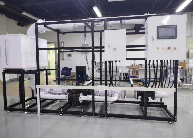 Avancement de l'enseignement pratique de la m&eacute;canique des fluides &agrave; l'universit&eacute; de Tsinghua